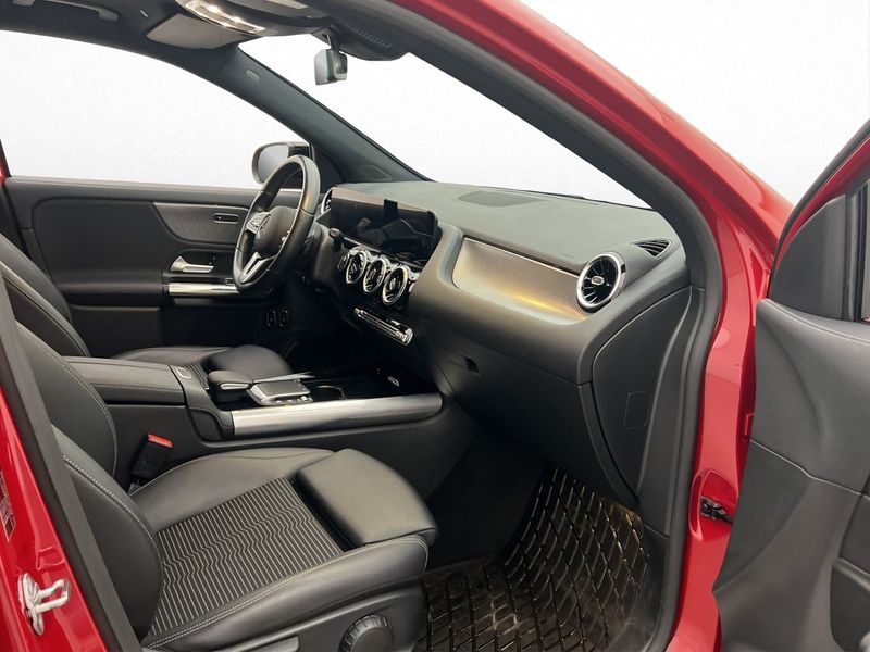 Mercedes GLA250 bild 28