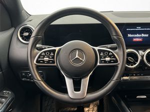 Mercedes GLA250 bild 16