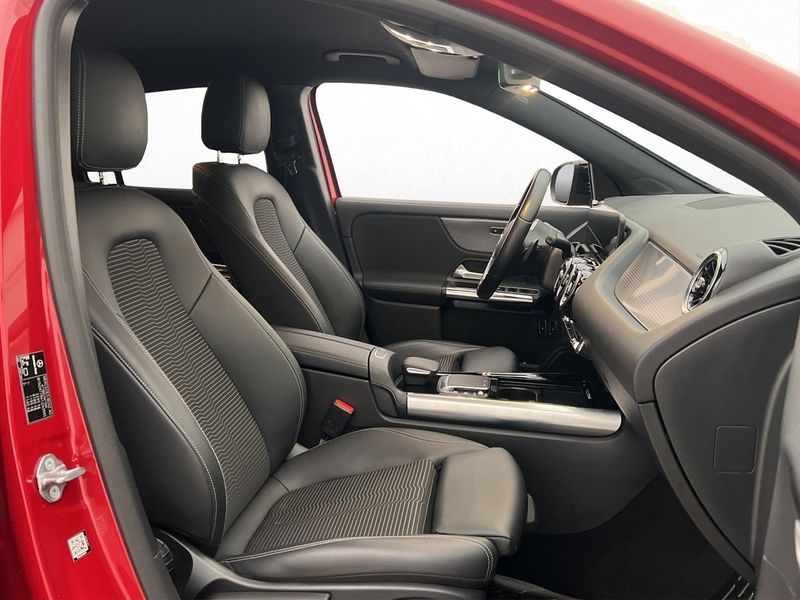 Mercedes GLA250 bild 27