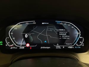 BMW 330 bild 14
