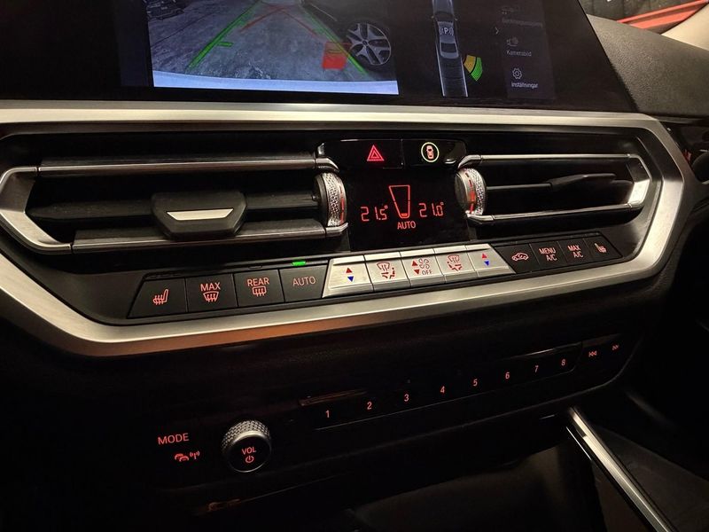 BMW 330 bild 19