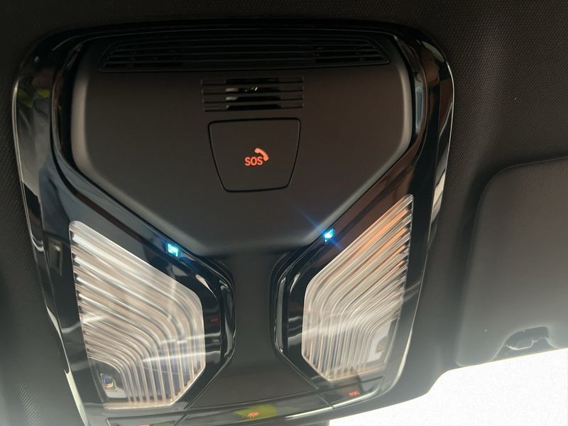 BMW i4 bild 19