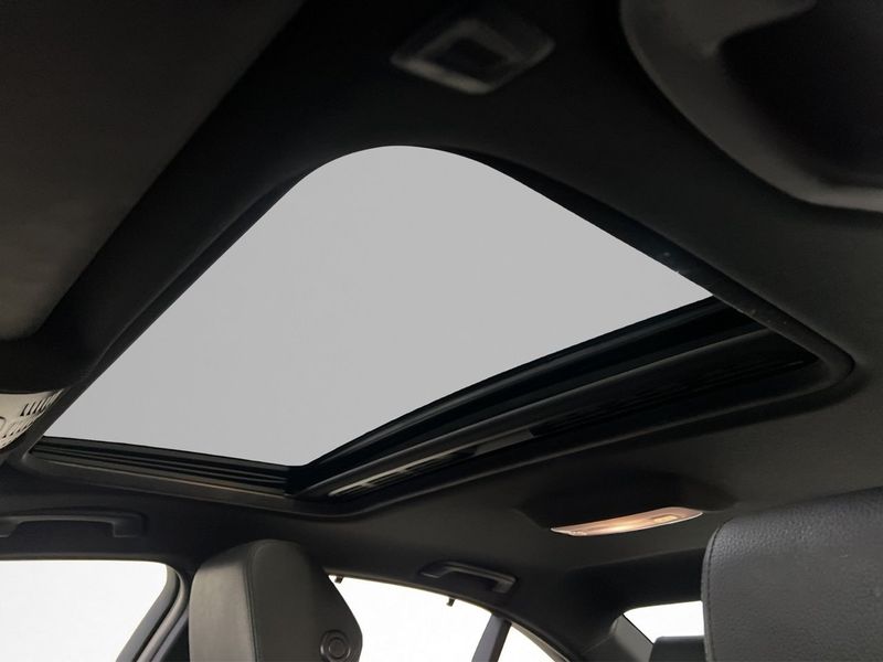BMW 330 bild 13