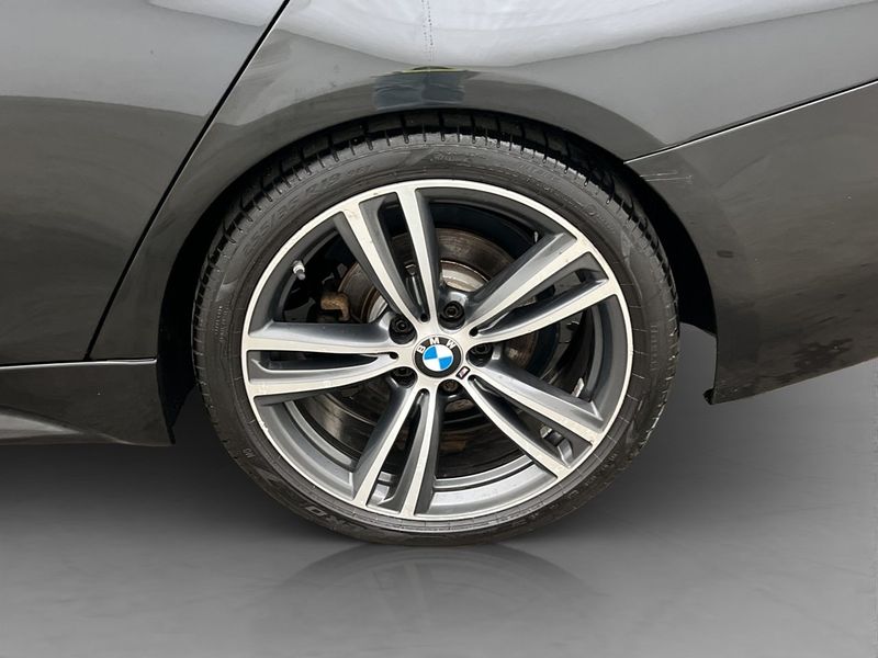 BMW 330 bild 31