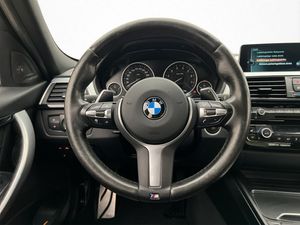 BMW 330 bild 16