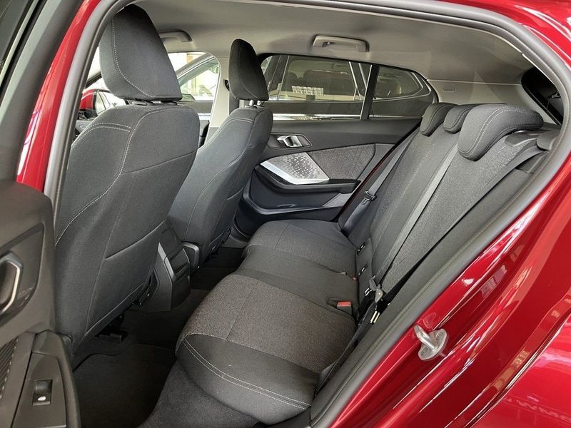 BMW 120 bild 11