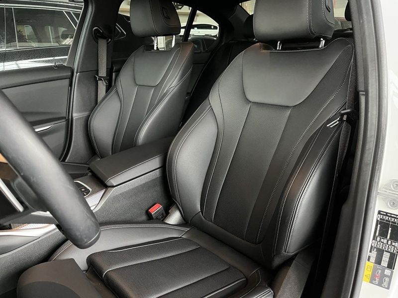 BMW 330 bild 6