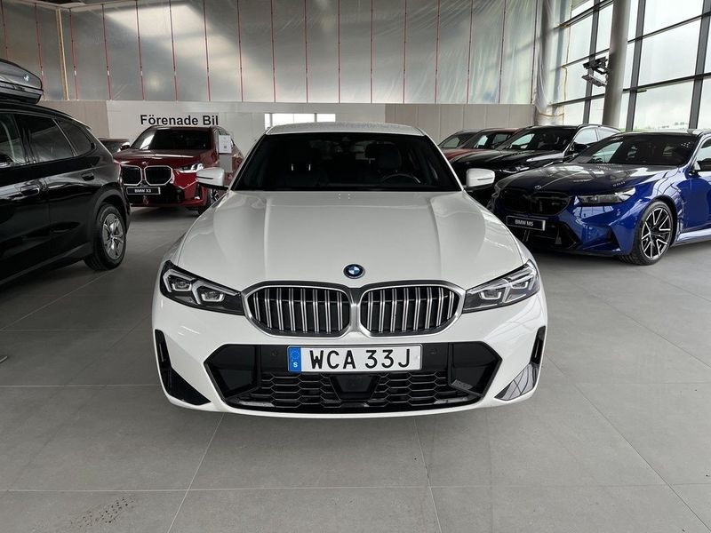 BMW 330 bild 2