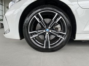 BMW 330 bild 4