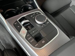 BMW 320 bild 8