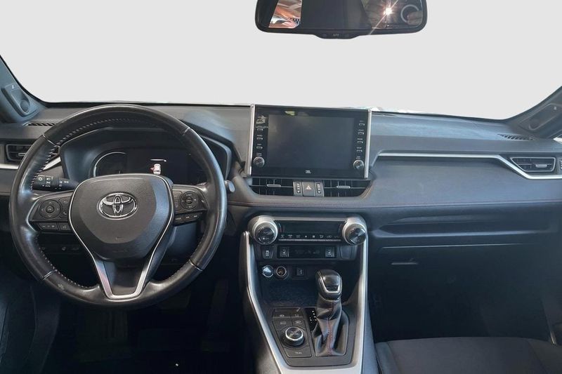 Toyota RAV4 bild 10