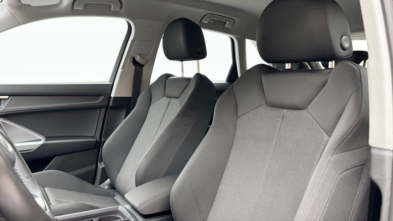 Audi Q3 bild 10