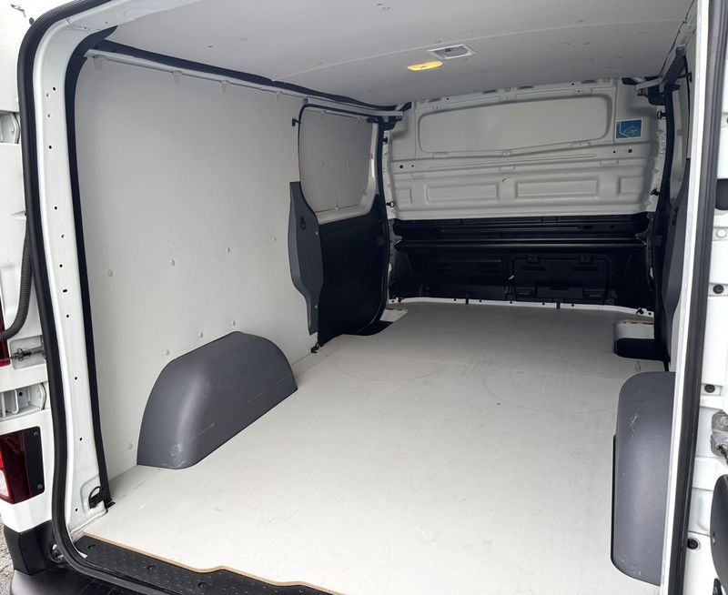 Renault Trafic bild 19
