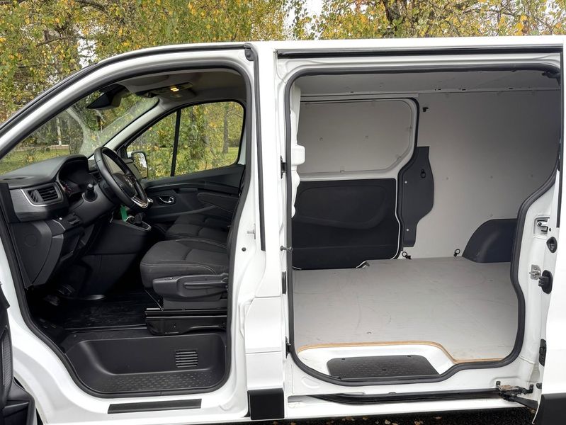 Renault Trafic bild 9
