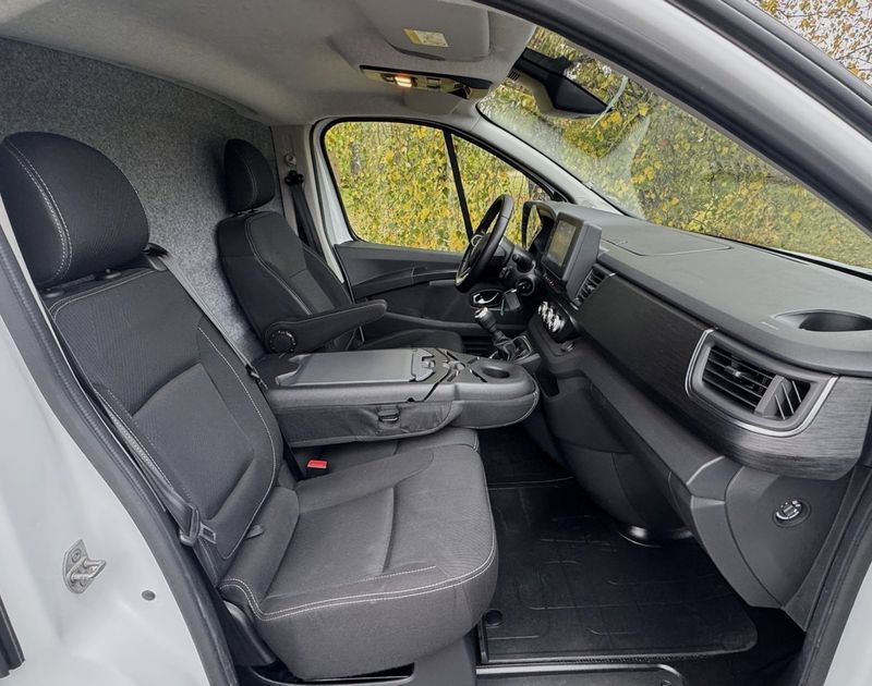 Renault Trafic bild 17
