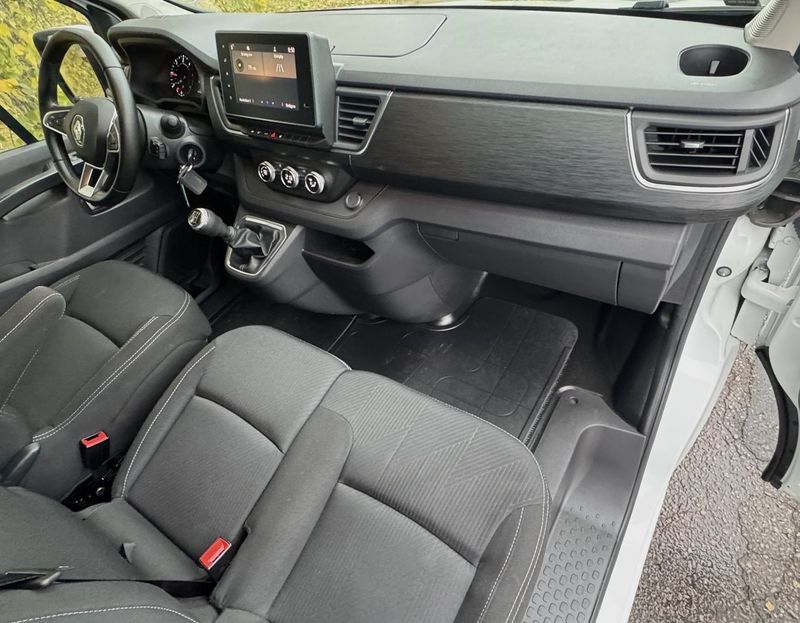 Renault Trafic bild 14