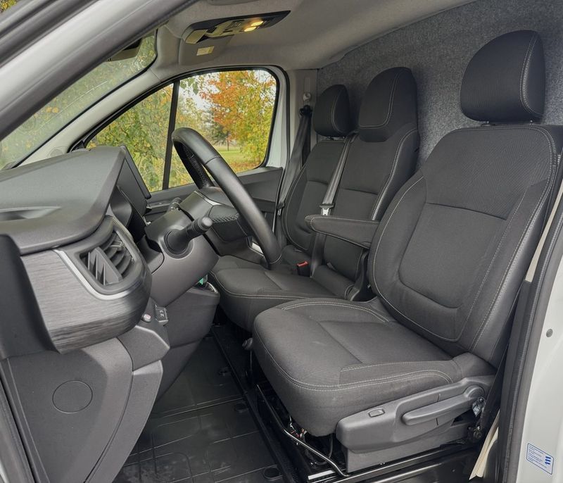 Renault Trafic bild 12