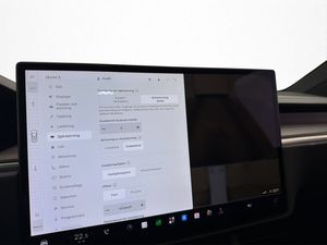 Tesla Model X bild 27