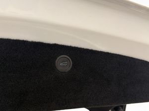 Tesla Model X bild 22