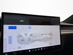Tesla Model X bild 26