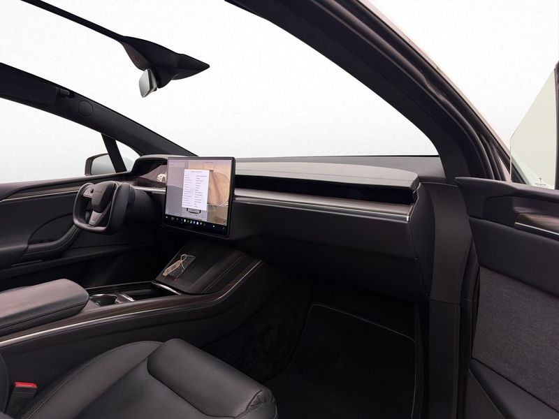 Tesla Model X bild 18
