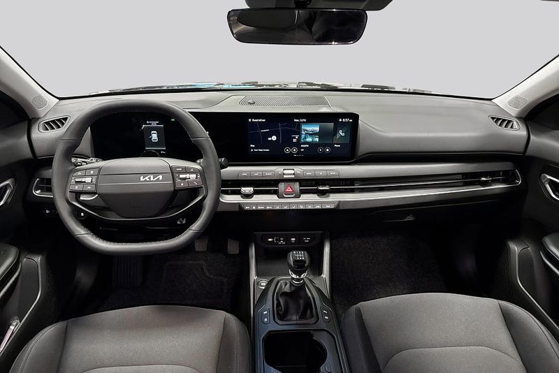 Kia K4 bild 7