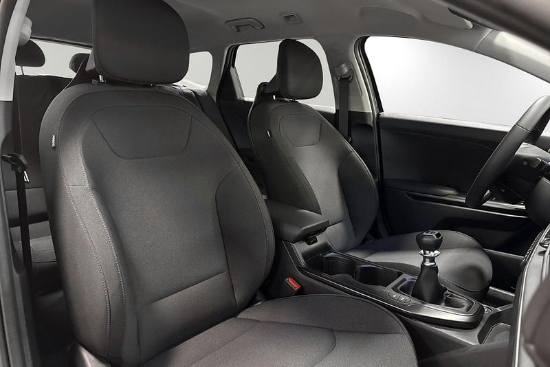 Kia K4 bild 15