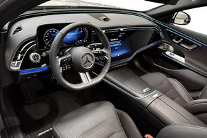 Mercedes E300 bild 13