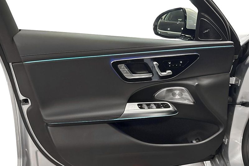 Mercedes E300 bild 15