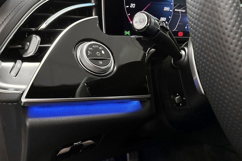 Mercedes E300 bild 11