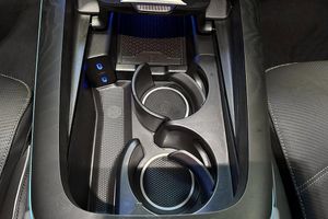 Mercedes E300 bild 12