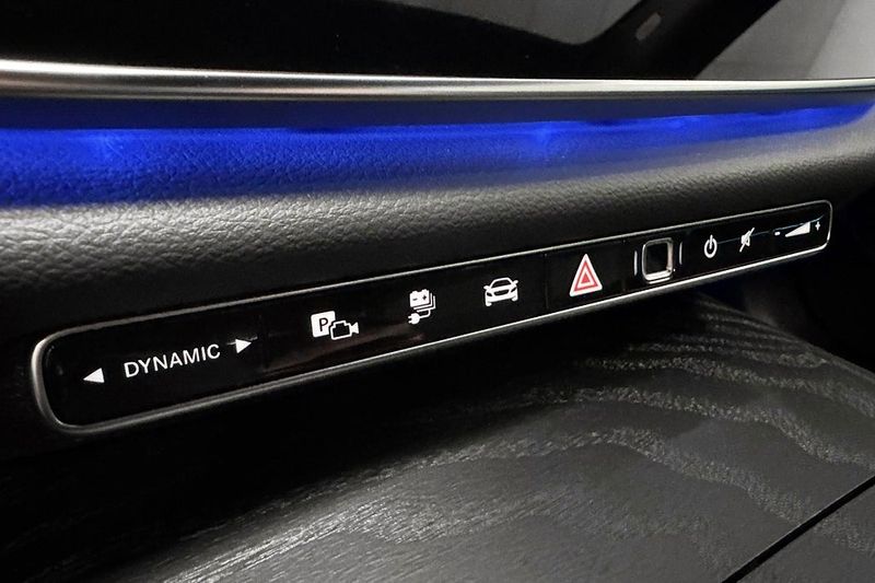 Mercedes E300 bild 10