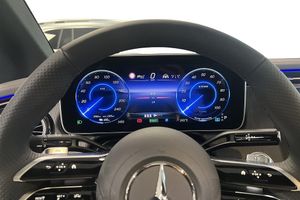Mercedes EQE350+ bild 7