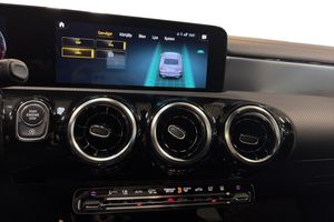 Mercedes CLA200 bild 17