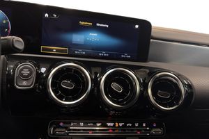 Mercedes CLA200 bild 18