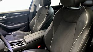 Volkswagen Passat bild 8