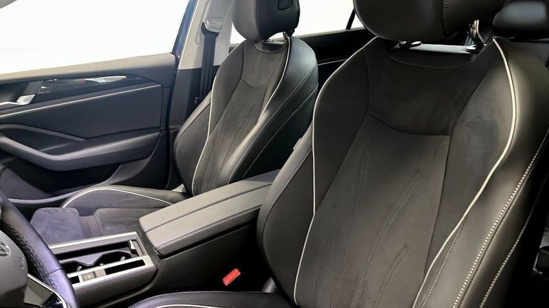 Volkswagen Passat bild 8