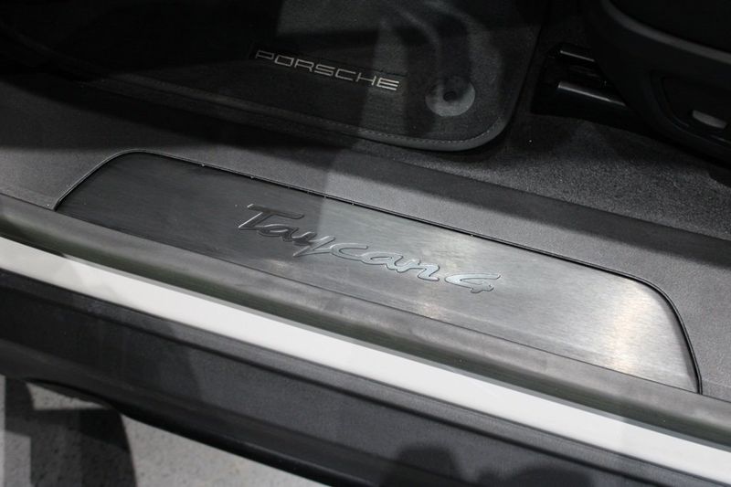 Porsche Taycan bild 10