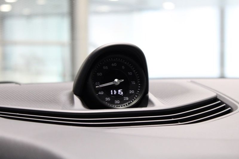 Porsche Taycan bild 14
