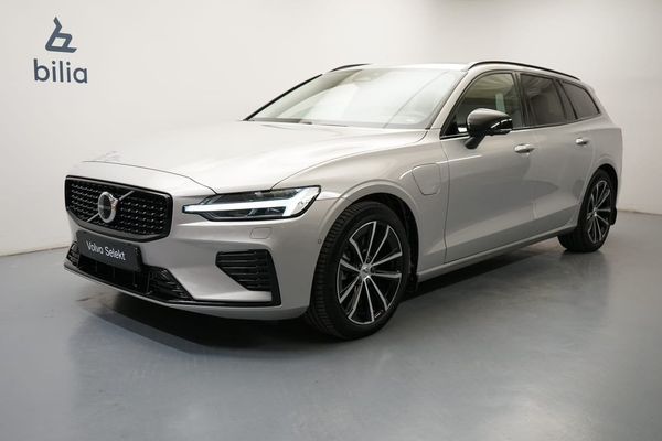 Volvo V60 T6 Plus Dark Nordic Edition, HarmanKardon Premi... - 2025
