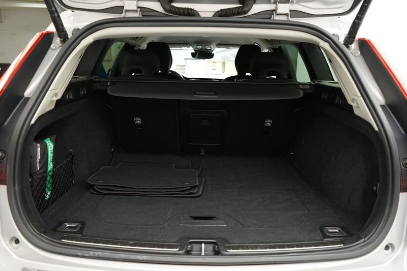 Volvo V60 bild 8