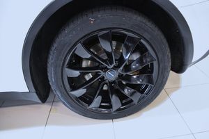 Tesla Model Y bild 20