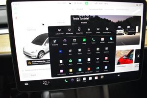 Tesla Model Y bild 14