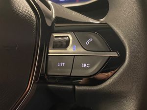 Peugeot 208 bild 13