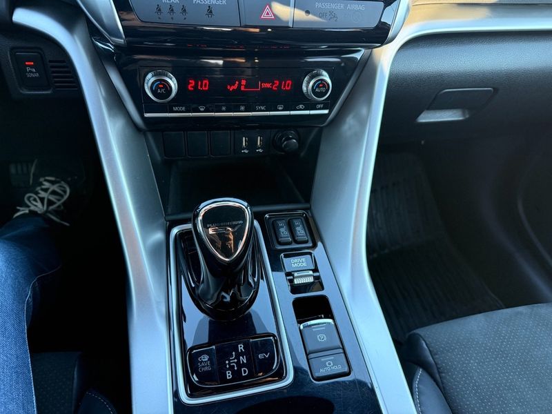 Mitsubishi Eclipse Cross bild 22
