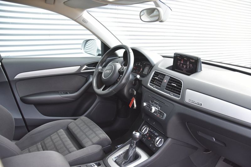 Audi Q3 bild 7