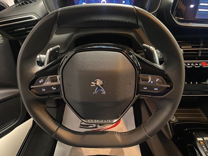 Peugeot 208 bild 18