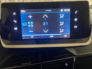 Peugeot 208 bild 13