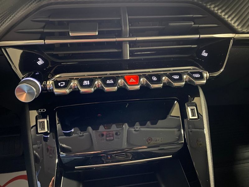 Peugeot 208 bild 16
