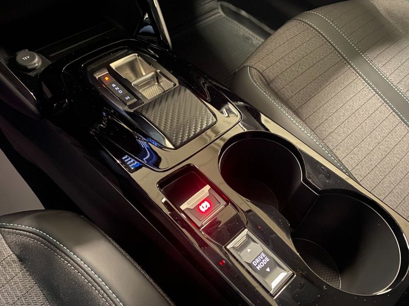 Peugeot 208 bild 17